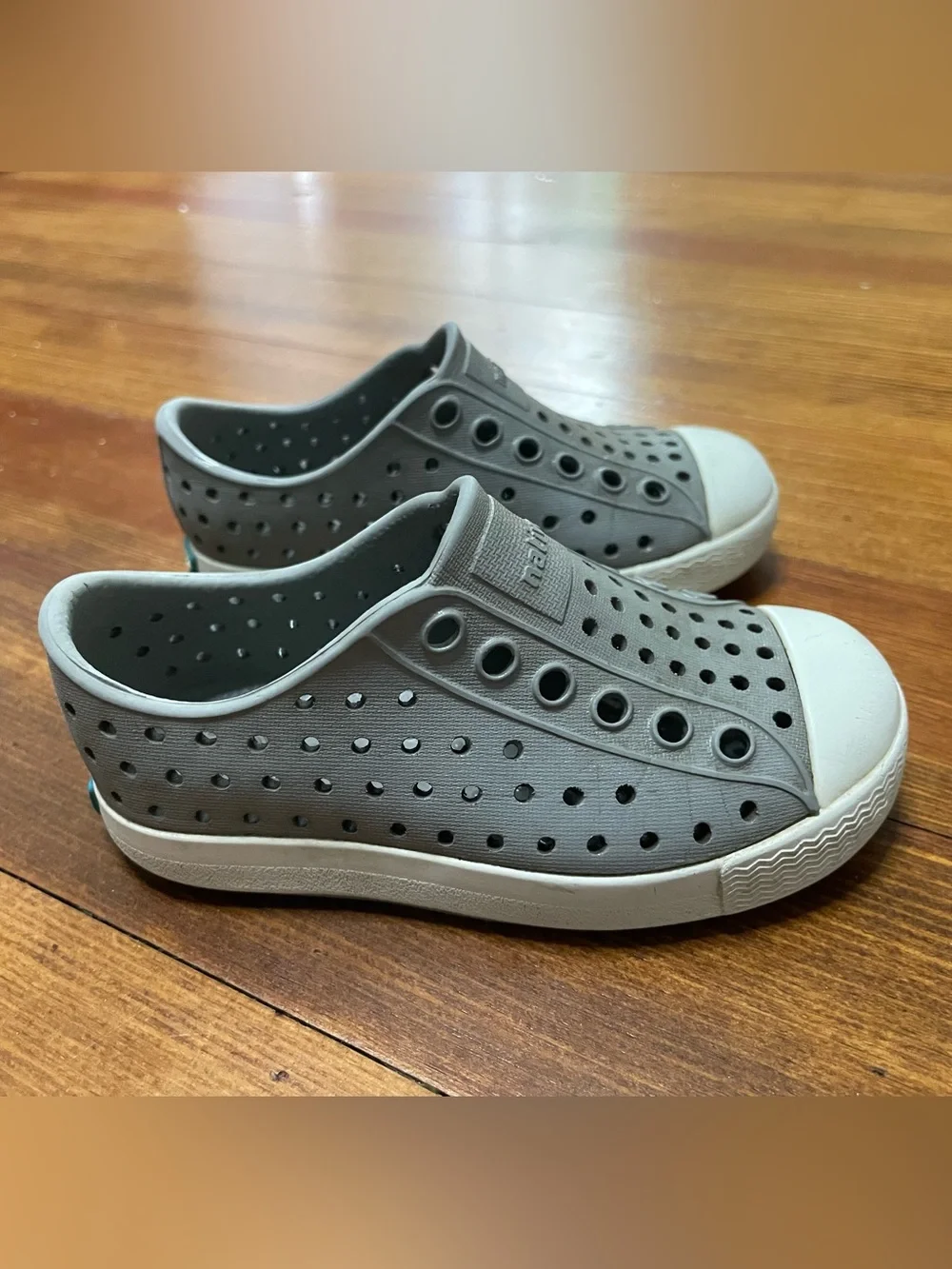 Native Shoes Jefferson Grey Slip-On Water Shoes with White Toe Size 6